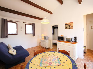 General view thumbnail 9
