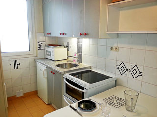 General view thumbnail 6