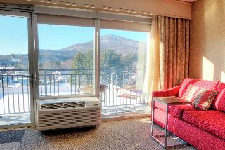 2 Queens Mob Acc Tub W/Balcony Nonsmk
