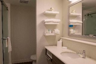 1 Kng Hrg Acc Studio W/Sfbd/Wet Bar/Balc Ns