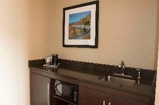 1 Kng Hrg Acc Studio W/Sfbd/Wet Bar/Balc Ns