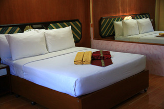 Room thumbnail 12