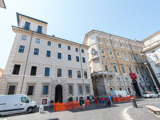 Palazzo Lancellotti Luxury, Rome