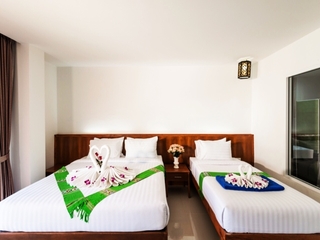 Room thumbnail 51