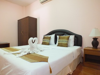 Room thumbnail 54