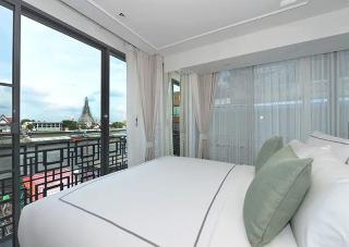 Room Room