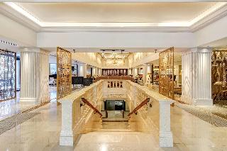 WATERMARK Baton Rouge, Autograph Collection