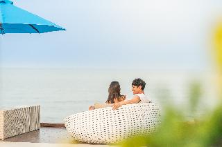 Beach thumbnail 16
