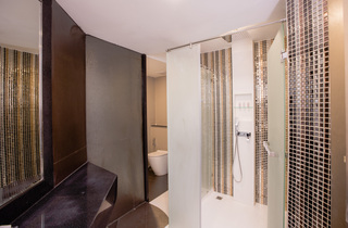 Room thumbnail 12