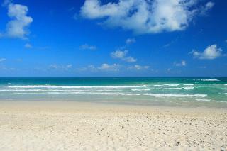 Beach thumbnail 5