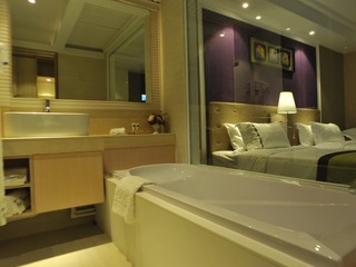 Room thumbnail 23