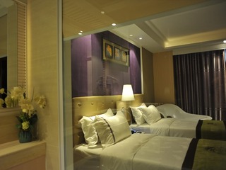 Room thumbnail 54