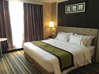 Room thumbnail 72
