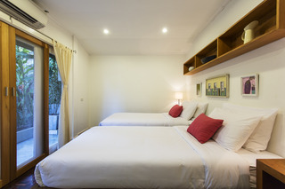 Room thumbnail 2