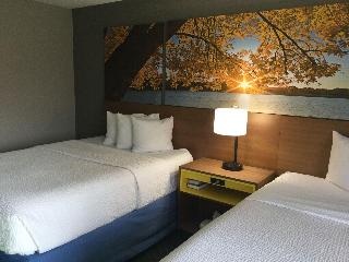 2 Queen Beds Non-Smoking