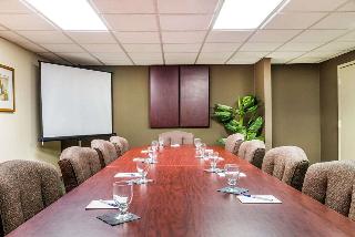 Delta Hotels by Marriott Cincinnati Sharonville CON
