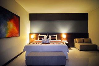 Room thumbnail 7