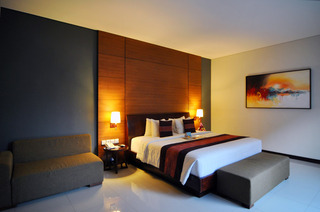Room thumbnail 8
