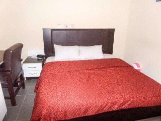 Dreamland Suites