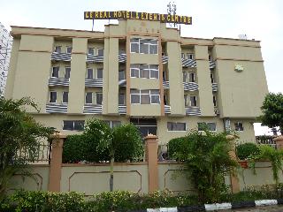Le Real Hotel