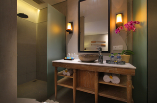 Room thumbnail 7