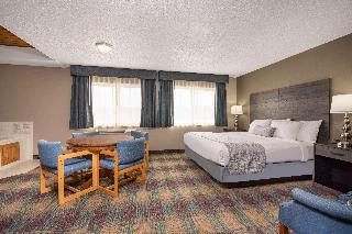 1 King Bed Studio Suite Non-Smoking