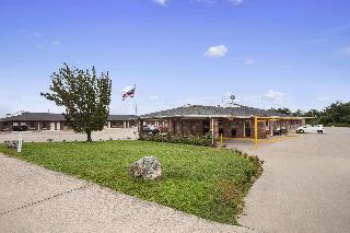Super 8 By Wyndham Henryetta