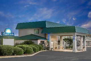 Days Inn by Wyndham Blakely