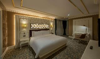 Room thumbnail 12