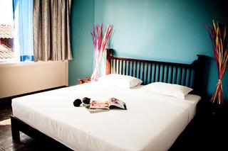 Room thumbnail 6