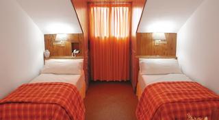 Room thumbnail 2