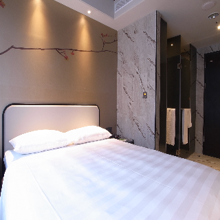 Room:DBL.CV
