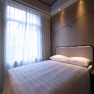 Room:DBL.CV