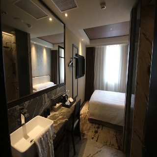 Room:DBL.CV