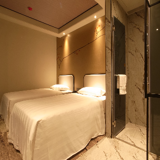 Room:TWN.IN