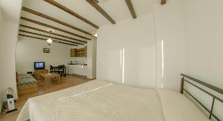 Apartment, 1 Bedroom, Fireplace , 2 Twin Beds and 1 Double Sofa Bed