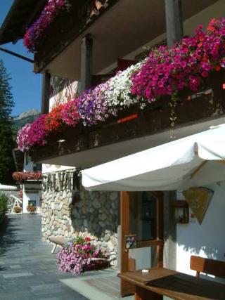 Residence Salvan, Italian Alps