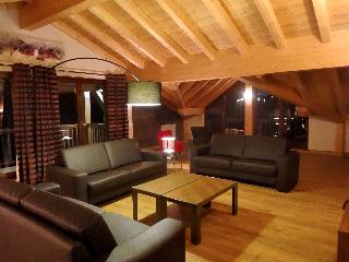 General view thumbnail 12