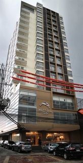 West Avenue Suites