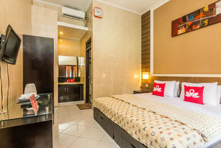 Room thumbnail 3