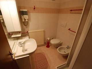 Beverly - Two Bedroom No.2, Trentino Alto Adige