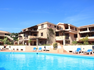 Bougainvillae Residence - One Bedroom No.2, North Sardinia