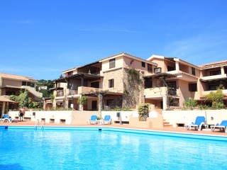 Bougainvillae Residence - One Bedroom No.2, North Sardinia