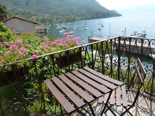 Caldè Lungolago - One Bedroom, Maggiore Lake