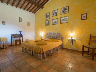 Cavone - One Bedroom, Grosseto