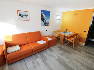 General view thumbnail 9
