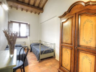 General view thumbnail 7