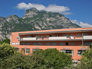 Comfort - One Bedroom, Lake Garda