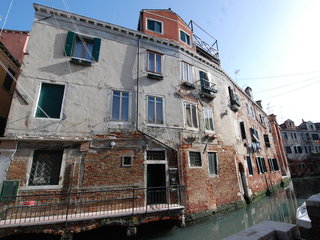 General view thumbnail 1
