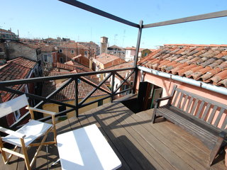 General view thumbnail 6